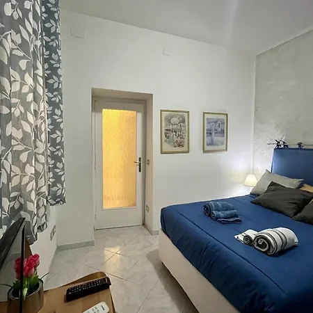 Vomero House With Free Parking 410 Cm Naples Exterior photo