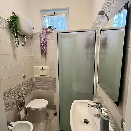 Vomero House With Free Parking 410 Cm Naples Exterior photo