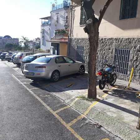 Vomero House With Free Parking 410 Cm Naples Exterior photo