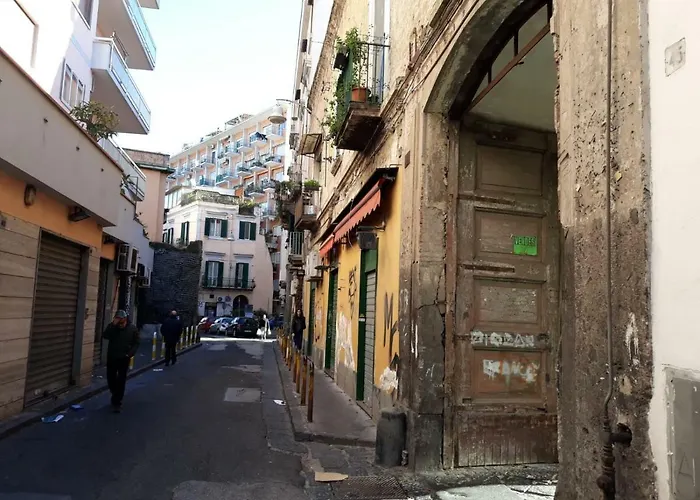 Vomero House Free Parking